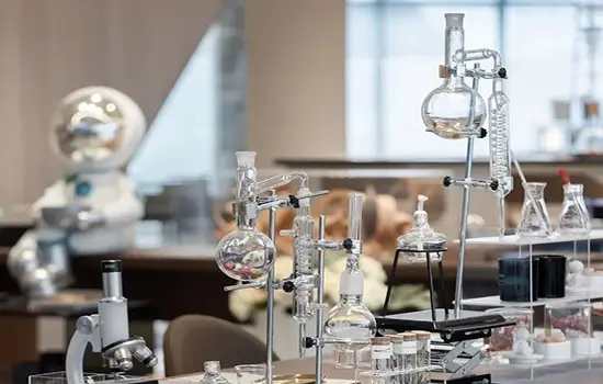 Home 23 Research lab using advanced vacuum systems from Ultrahivac for innovative experiments.